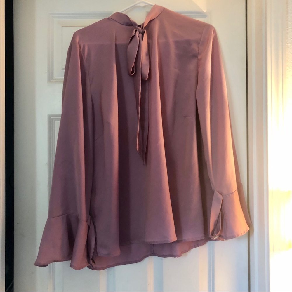 Feminine Light Plum Top